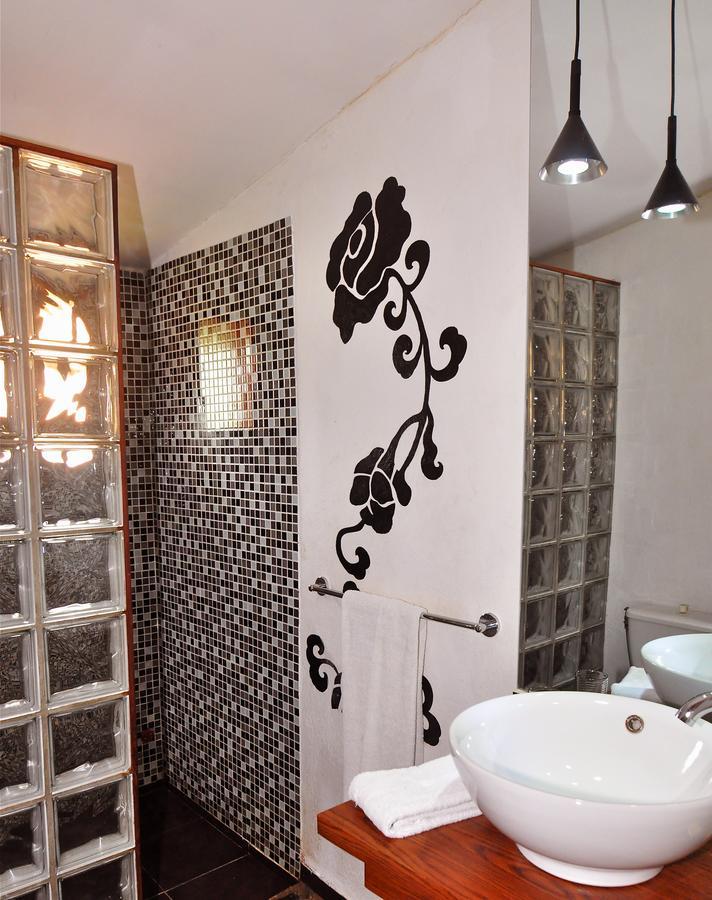Rova Hotel Antananarivo Luaran gambar