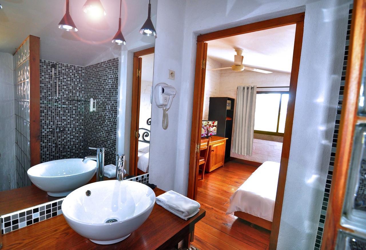 Rova Hotel Antananarivo Luaran gambar